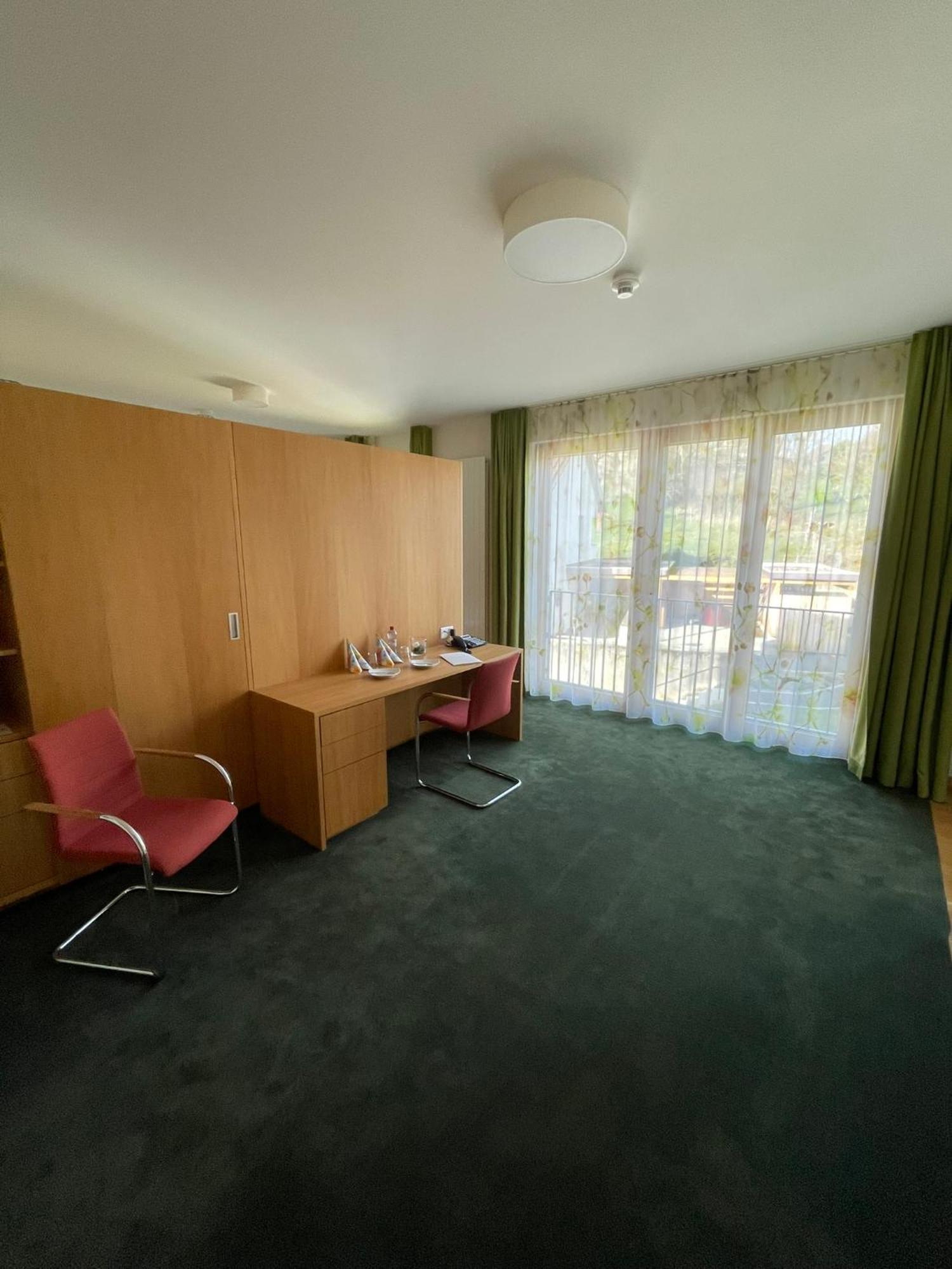 Gaestehaus Wohnpark St. Chrischona Bettingen Экстерьер фото